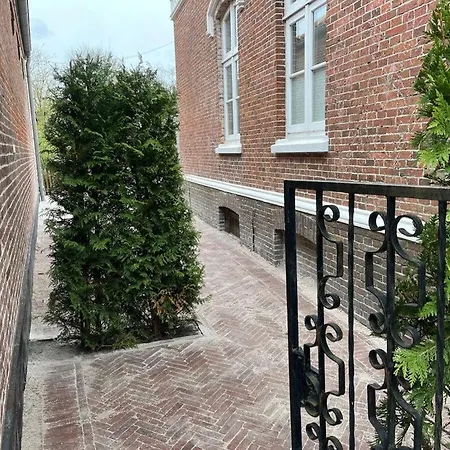 度假居 Flood Modern Retreat 埃森斯