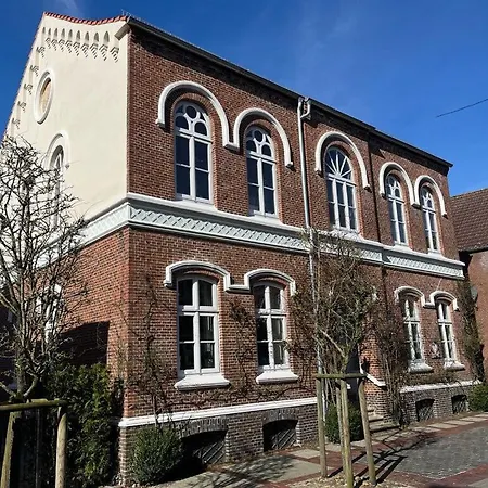 度假居 Flood Modern Retreat