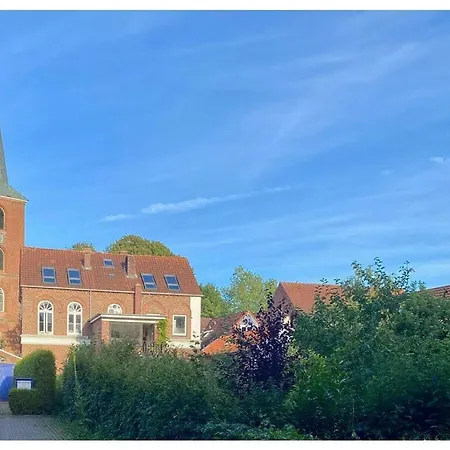 度假居 Flood Modern Retreat 埃森斯